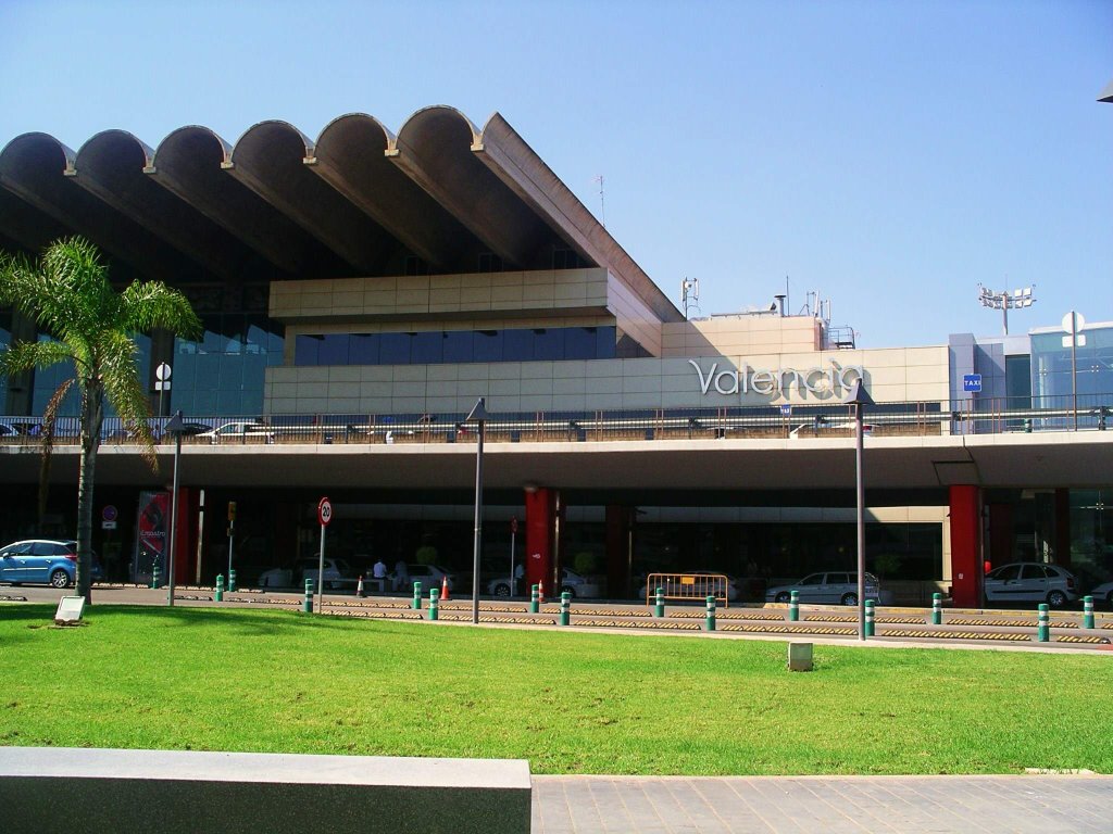 Vistas aereas del aeropuerto de Valencia