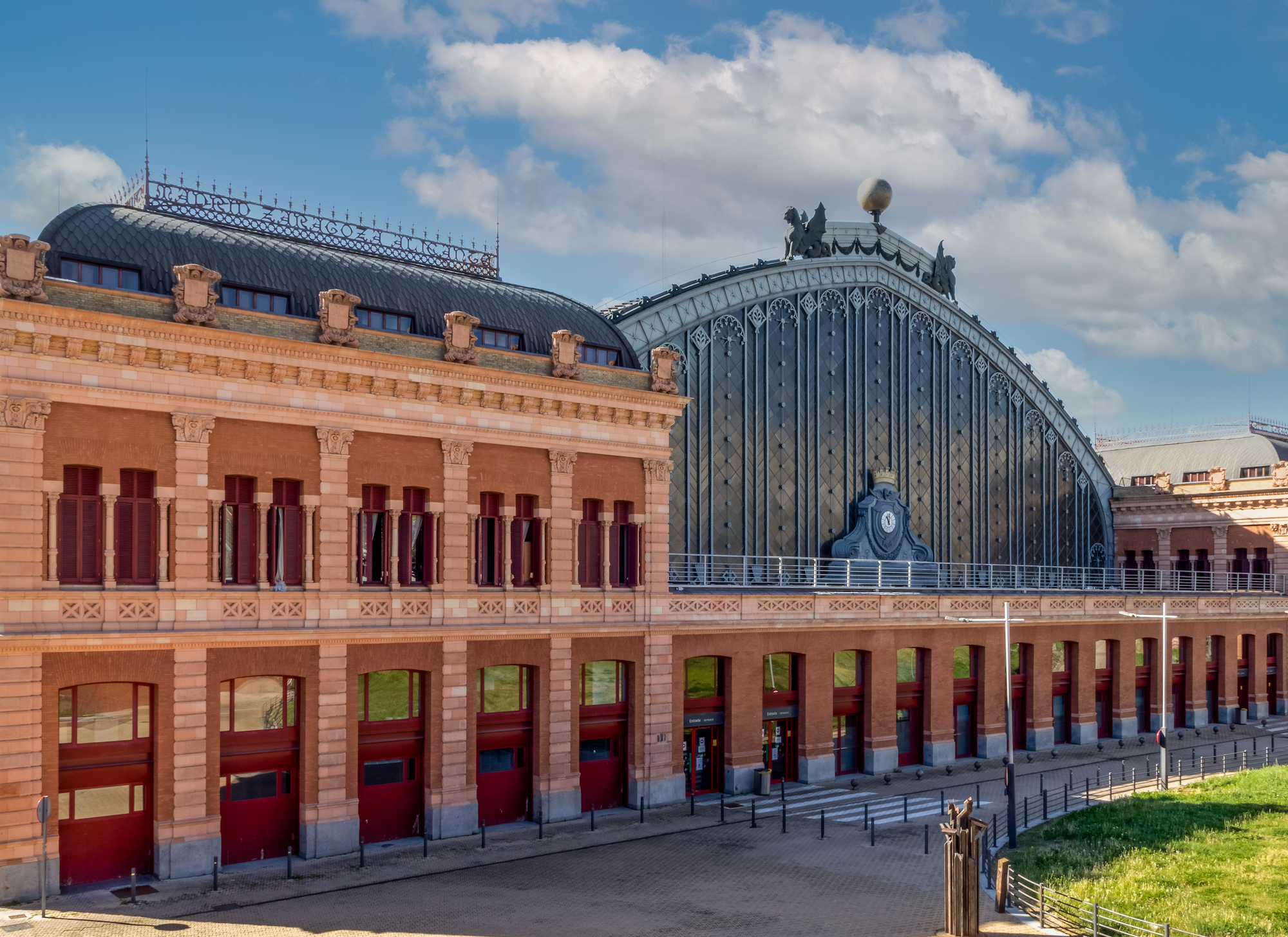 alquiler de coche en Madrid Atocha