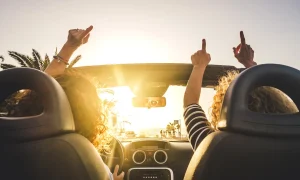 Consejos para unas vacaciones de verano inolvidables con Drivalia.
